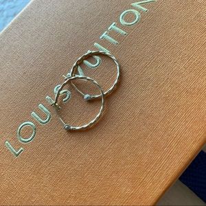 14K Solid Gold Dainty Hoop Earrings